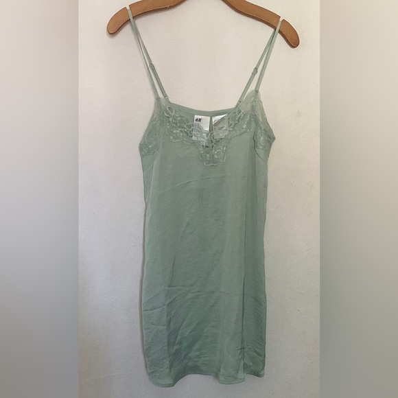 NWT H&M Satin cami nightgown loungewear size xs - Picture 5 of 5
